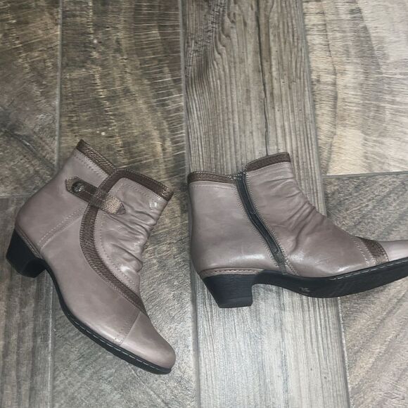 Rockport taupe & brown two tone leather boots 2” heel - Picture 1 of 5